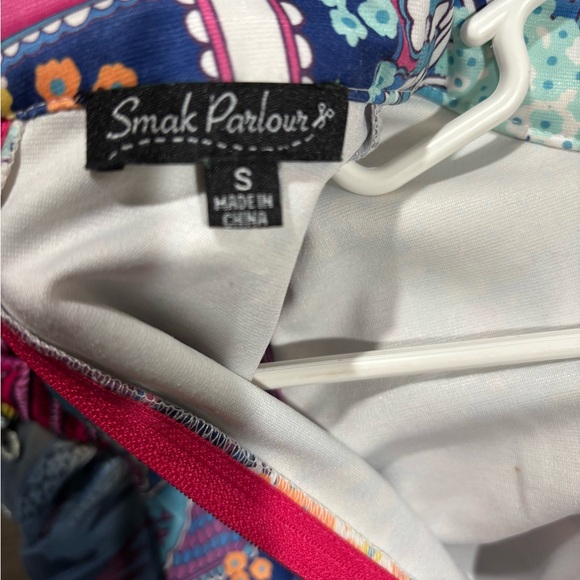 Colorful Patterned Mini Dress - Picture 3 of 3